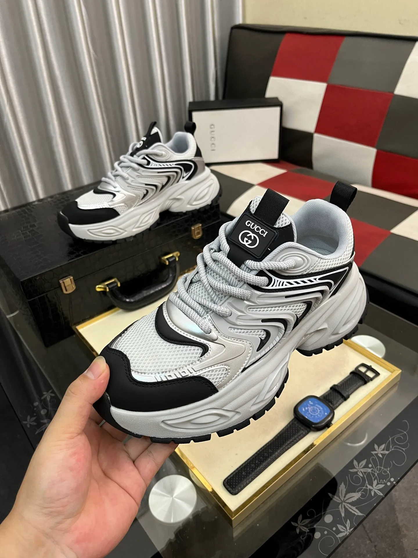 Men's shoes💰480⌚️⌚️【GUCCI】Gaobang casual and fashionable men's shoes👟hot style💥simple and elegant style, exclusive for trendy men. Unique official website latest brand elements👑Gucci original decoration, fashionable and generous, original calfskin fabric➕Comfortable leather lining ✅Size: 38-44, 2⃣️colors available